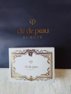 クレ・ド・ポー ボーテ 　コフレラディユー　スティル　ロココⅲ