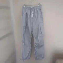 新品Nike グレー カーゴパンツ