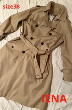 ベージュ ダブルブレスト トレンチコート