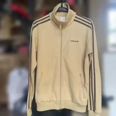 色褪せあり　adidas ベージュ ジップアップジャージ