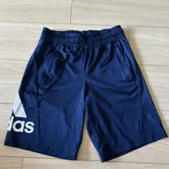 adidas Climacool ハーフパンツ 130センチネイビー