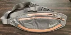 Nike ボディバッグ・ウエストポーチ グレー・オレンジ