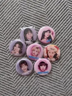 2026年最新】twice 缶バッジ チェヨンの人気アイテム - メルカリ