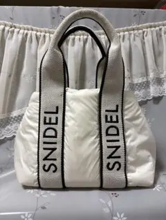 snidel バリエロゴトートバッグ