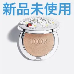 DIOR ディオールスキンフォーエヴァーグロウルミナイザー 003