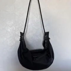黒 合成皮革 ショルダーバッグ