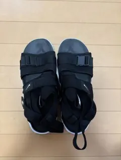 Item thumbnail for item 7fa49dbe-ae37-42e3-8d30-cb92e218c56e