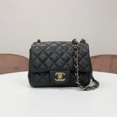 シャネル ミニマトラッセ ココマーク ラムスキン ターンロック ショルダーバッグ