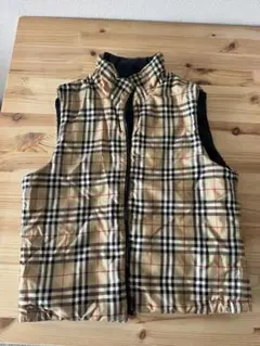 バーバリーノバチェック リバーシブル ガールズ ジレ ベスト 黒 М チェックのサムネイル