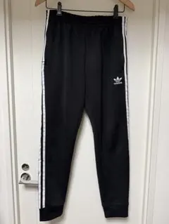 adidas 3本ライン ブラックジャージパンツ