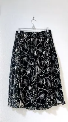 美品　MAKELET メイクレット　花柄シフォン　プリーツスカート　ブラック　Mのサムネイル