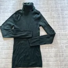 ダークグリーン タートルネックセーター 肩ボタン付き⭐︎訳あり