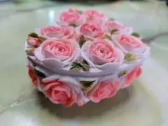 709◇新品【訳あり】ピンクハート型 小物入れ 立体ローズ 薔薇 陶器製
