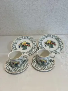 Villeroy & Boch カップ・ソーサ2客、ケーキ皿2枚 - メルカリ