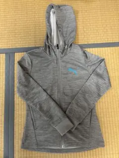 PUMA プーマ パーカー Sサイズ