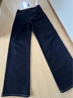 ユニクロ ワイドストレートジーンズ  25