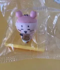 ちいかわ　松屋　オリジナルフィギュア　鬼辛カレー　古本屋　カニちゃん