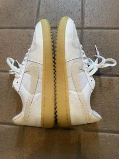 Nike ホワイト スニーカー