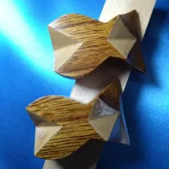 金魚？ 白漆の箸置き(2個組)