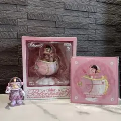 POP MART MEGA SPACE MOLLY Blooming 100%のサムネイル