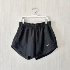 Nike DRI-FIT ブラックショートパンツ S レディース