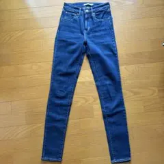 Item thumbnail for item b76b3e16-eb95-4edf-9a99-ef03a5fd9dcd