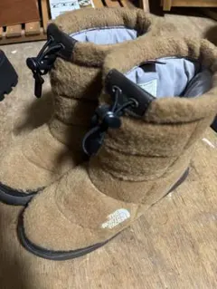 【美品】THE NORTH FACE ヌプシブーティ　ウール