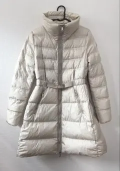 美品 タトラス ポリテアマ アイボリー02 現行モデル 未使用級 TATRAS 
