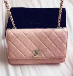 CHANEL シャネル チェーンウォレット ピンクのサムネイル
