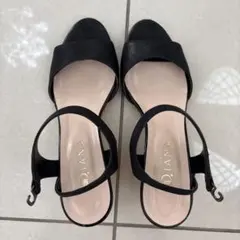 diana 黒 オープントゥ サンダル