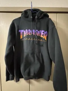 THRASHER フロントプリント ブラックパーカー