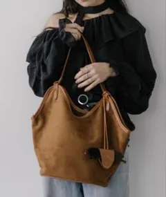 スウェードライクカームトート　drwcys ブラウン