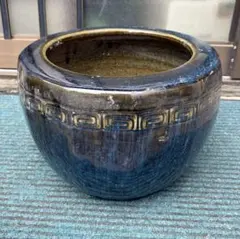 昭和レトロ】大型 火鉢 海鼠釉 青 幾何学模様 メダカ鉢 睡蓮鉢 骨董