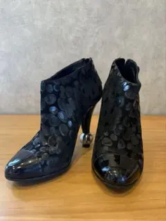 CHANEL シャネル パスティーユ パールショートブーツ 38.5のサムネイル