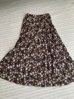 ローリーズファーム　プリーツロングスカート