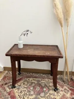 アンティークサイドテーブル 花台 ベッドサイドテーブル　小　キャスター付　古道具