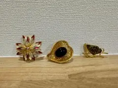 ブローチ　ゴールドカラー　3点セット
