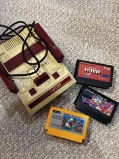 ファミリーコンピュータ 本体 + ゲームソフト3本