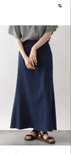 スゴラクストレッチセミフレアスカート　グローバルワーク