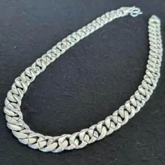 Item thumbnail for item 7fea68a8-ecdd-4f40-b234-70c56271905f