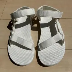 テバTEVA白サンダル