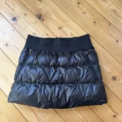 マークアンドロナ スカート