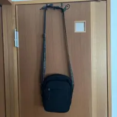 niko and... ショルダー バッグ ブラックのサムネイル