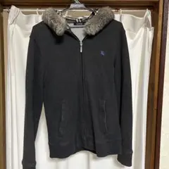 レ*ン様 バーバリーブラックレーベルのパーカー