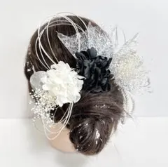 no.5288 成人式髪飾り　成人式　結婚式　髪飾り　ヘアアクセ　シルバー　紐