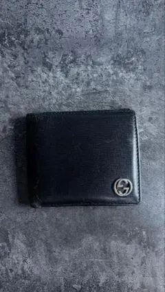 グッチ　GUCCI 財布　二つ折り財布 ブラック レザーのサムネイル