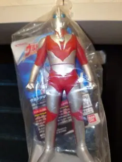 バンダイ ウルトラマン ソフビ 人形　ウルトラマンパワードのサムネイル