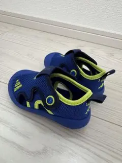 adidas キッズサンダル　アルタベンチャー