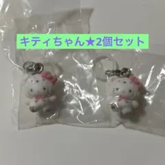 サンリオキャラクターズ★めじるしアクセサリー★ふわふわスノー★ハローキティ