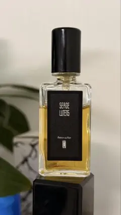 2026年最新】SERGE LUTENS 香水(ユニセックス)の人気アイテム - メルカリ
